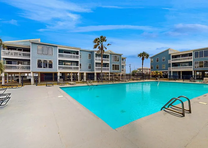 Open And Elegant With Access Shared Pool Boat & Fishing Pier Holiday home Gulf Shores