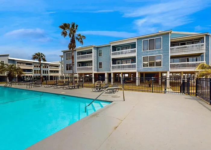 Holiday home Open And Elegant With Access Shared Pool Boat & Fishing Pier Gulf Shores