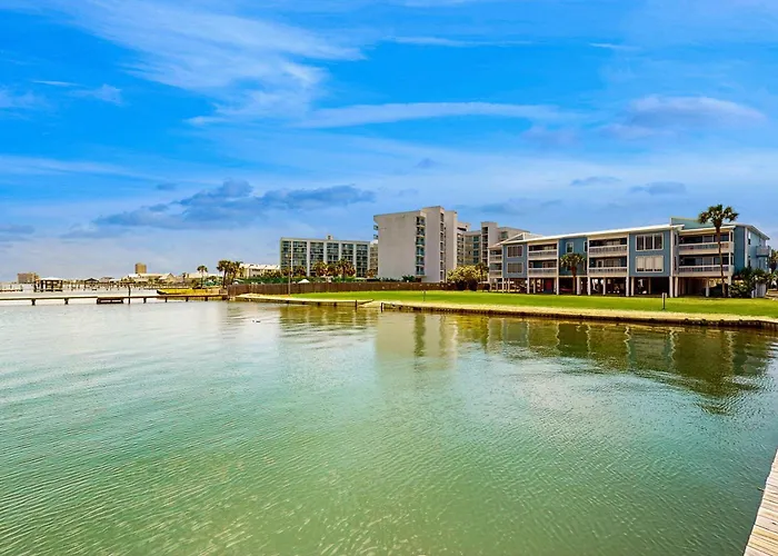 Open And Elegant With Access Shared Pool Boat & Fishing Pier Holiday home Gulf Shores